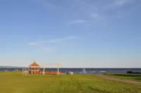 Auberge du Marchand Hotels in Carleton-sur-mer