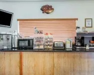 Rodeway Inn - breakfast