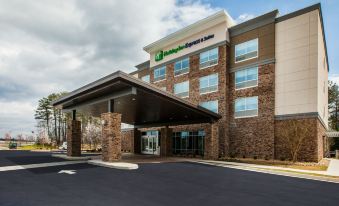 Holiday Inn Express & Suites Oxford