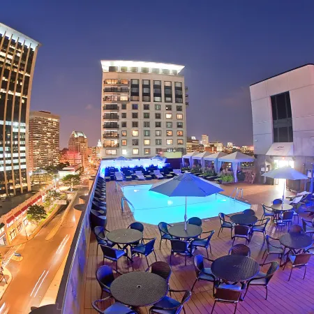 The Colonnade Hotel