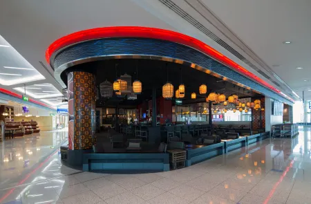 Dubai International Hotel, Dubai Airport