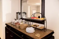 Best Western Plus Monterrey Airport Hotels in Аподака