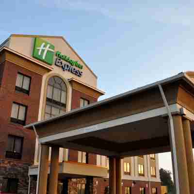 Holiday Inn Express Johnson City Hotel Exterior