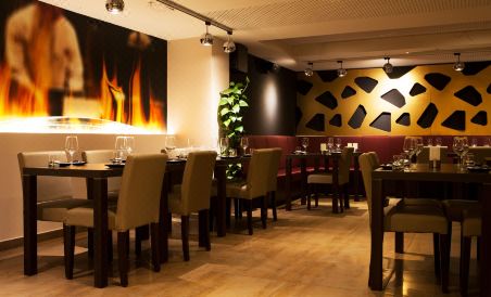 Best Western Plus City Hotel - Housity