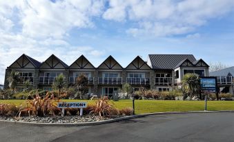 Fiordland Lakeview Motel and Apartments