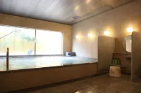 Urban Hotel Kyoto Nijo Premium - románticos