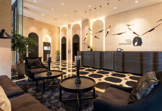 Hotel the designers Over view