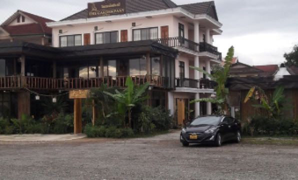 Pany Hotel - Housity