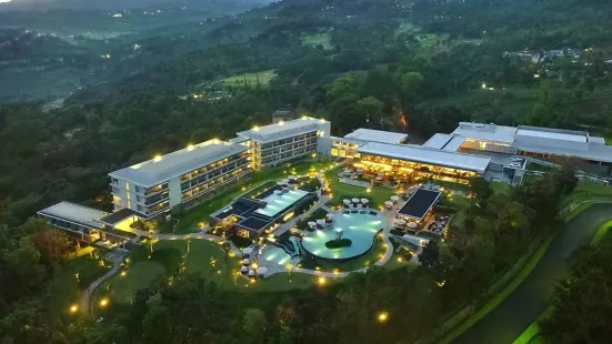 Royal Tulip Golf Resort Gunung Geulis