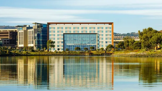 AC Hotel by Marriott San Francisco Airport/Oyster Point Waterfront