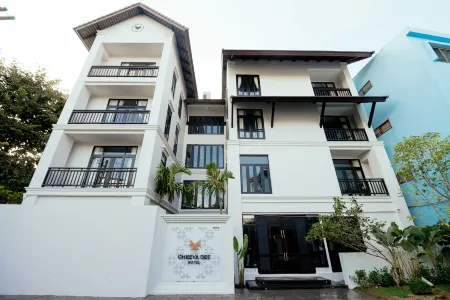 Cheeva Dee Hotel