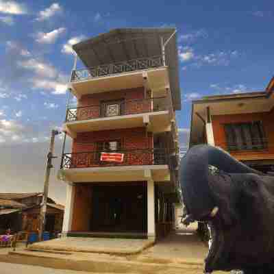 Sauraha Holiday Home Riverside by Managed Hotel Surya Adventure Hotel Exterior