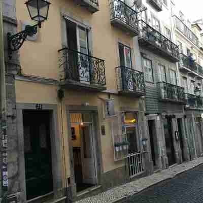 Lisbon Fragrances Hotel Exterior