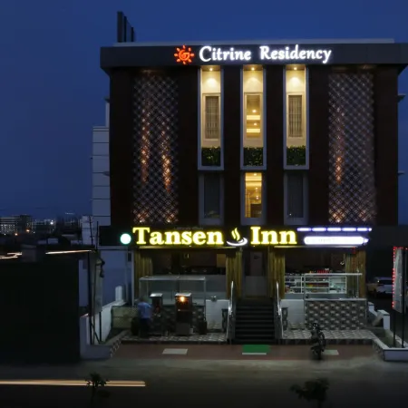 Citrine Residency Отели рядом с достопримечательностью «Парк развлечений VGP Universal Kingdom»