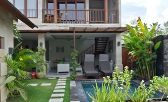 Sunshoot Villa Sandat