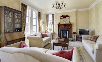 The Edwardene