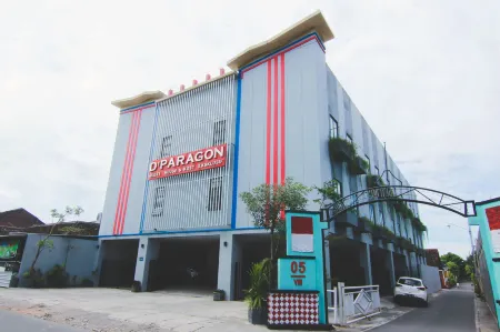 D'Paragon Sumber Отели рядом с достопримечательностью «Balekambang Park»