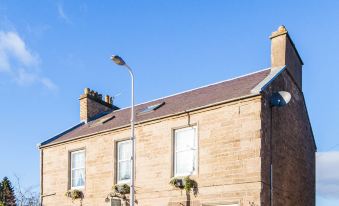 Allandale House - Housity