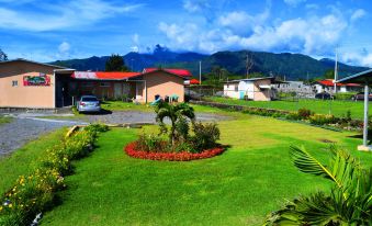 Hostal Victoria Volcán Chiriquí S. A.