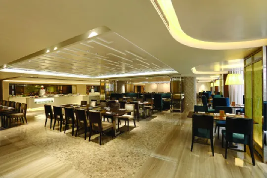 Prudential Hotel Отели рядом с достопримечательностью «Круг»