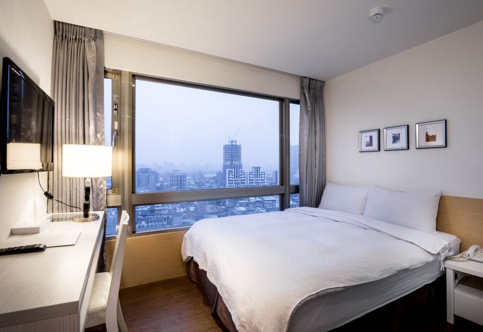 We Meet Boutique Hotel 로비