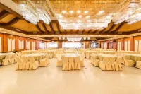 Kentington Resort