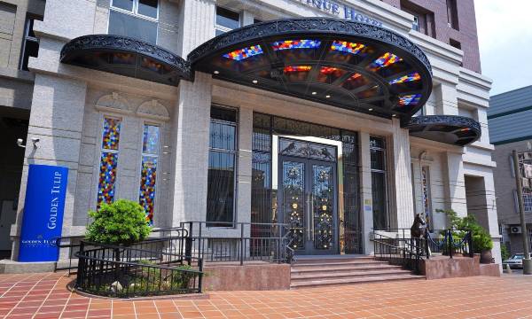 Golden Tulip RS Boutique Hotel