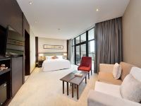 深圳湾科技园丽雅查尔顿酒店 - 丽雅尊享大床房