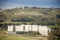 Rydges Mount Panorama Bathurst, an EVT hotel