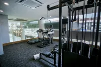 V8 Hotel Johor Bahru - Gym