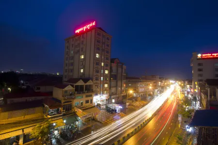 Good Luck Day Hotel & Apartment