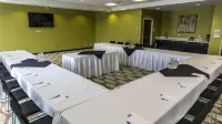 HOLIDAY INN EXPRESS & SUITES THUNDER BAY Hotels in Thunder Bay