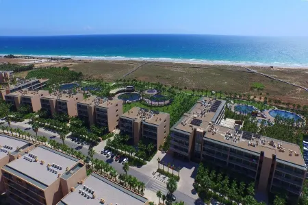 The Westin Salgados Beach Resort, Algarve