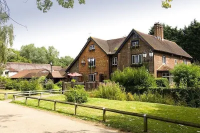Premier Inn London Gatwick Airport South Hotel di Crawley