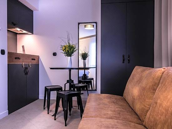 Best Western Plus Suitcase Paris La Défense Room Reviews & Photos -  Asnieres 2021 Deals & Price | Trip.com