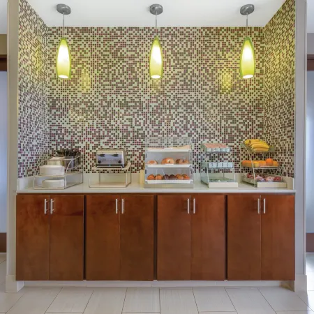 La Quinta Inn & Suites by Wyndham Elkhart