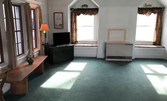 Mountain View Apartment