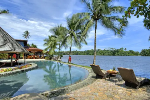 Tortuga Lodge