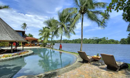 Tortuga Lodge