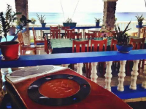 Shanedel's Inn & café バタネスのホテル