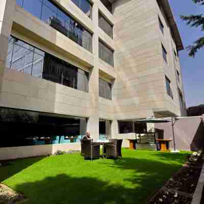 Regenta Central Srinagar Hotel Exterior