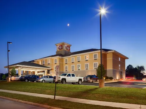 Best Western Plus Pontoon Beach Hotels in Pontoon Beach