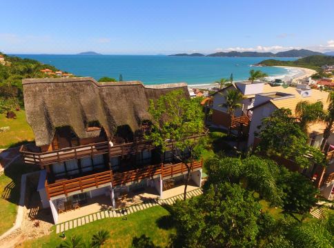 포자다 두 아르보레두 외관