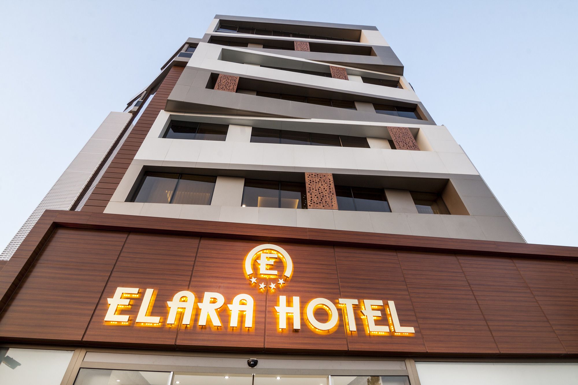 Elara Hotel