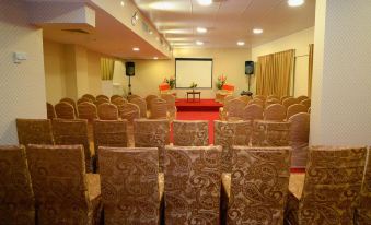 Nejoum Al Emarate Hotel Sharjah