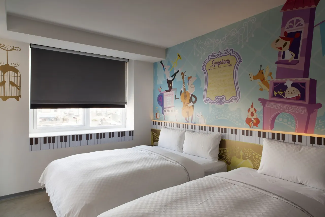 異想新樂園 新驛旅店（臺中車站店）