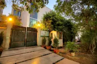 Hotel Grand Manor Hotels in Gurugram
