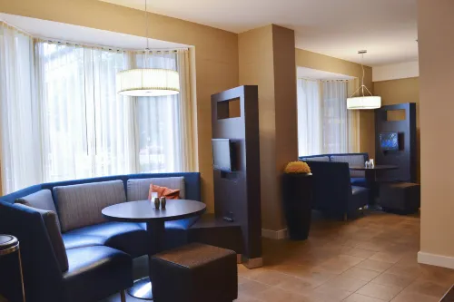 Courtyard Concord Hotels in Concord