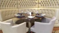 Crowne Plaza STRATFORD UPON AVON by IHG - Breakfast