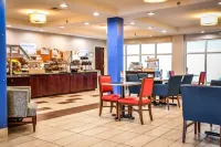 Holiday Inn Express & Suites CONCORD by IHG - breakfast